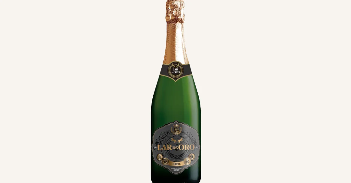 Lar de Oro Sparkling Wine Brut 8%